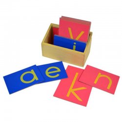 Tauletes de fusta amb lletres minuscules dimpremta J4969 Montessori 2